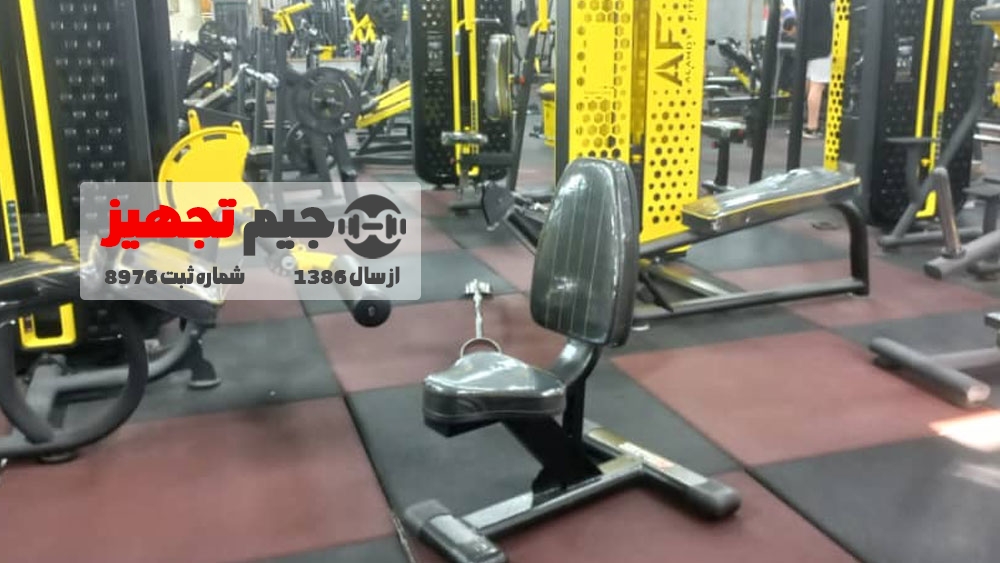 نیمکت بدنسازی باشگاه پرهیزگاری از مهرشهر کرج
